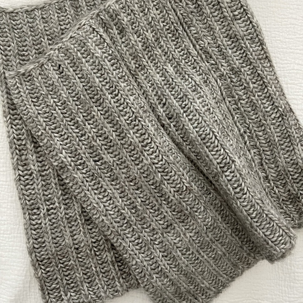 Grey Infiniti scarf